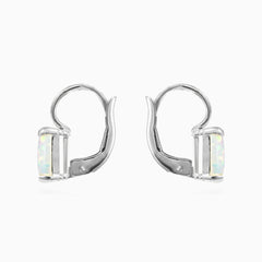 Dámské náušnice s bílým opálovým solitérem