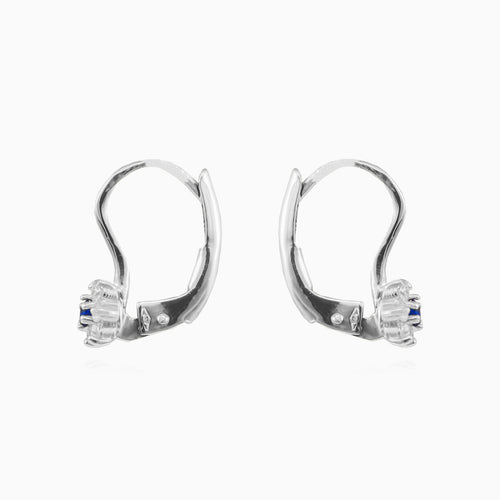 Květinové náušnice z bílého zlata se safírem a zirkonovým třpytem