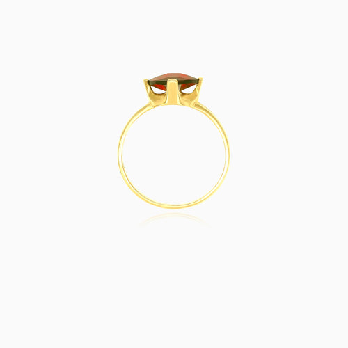 Bague solitaire simple en grenat taille coussin