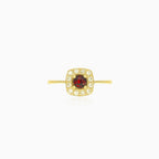 Simple royal yellow gold garnet ring