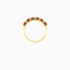 Prsten ze žlutého zlata se dvěma řadami granátů
