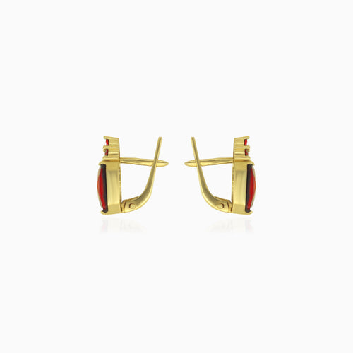 Stilvolle Ohrringe mit Smaragd- und rund geschliffenem Granat