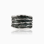 Stříbrný prsten s minimalistickým designem