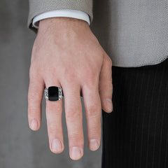 Radiant onyx solitaire men ring