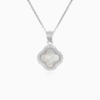 Pendentif halo en argent sterling avec trèfle et perle