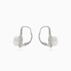 Boucles d'oreilles en argent avec perle et embellissements en zirconium cubique