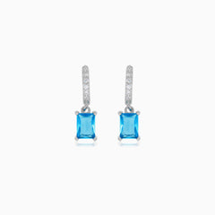 Stříbrné náušnice s modrým topazem