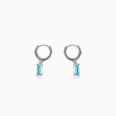 Stříbrné náušnice s modrým topazem