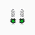 Náušnice se syntetickým smaragdem a obdélníkovými zirkony