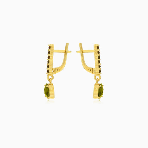 Faszinierende Tropfenohrringe mit Moldavit und Granat