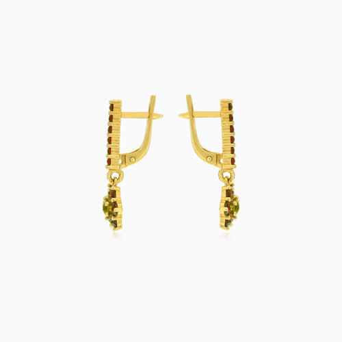 Boucles d’oreilles pendantes en motif fleur avec grenat et moldavite