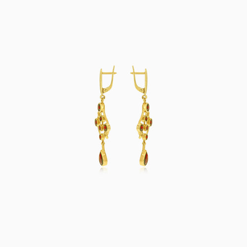 Radiant 14kt gold garnet dangling earrings