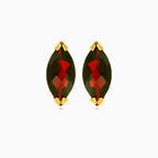 Elegancia dorada con granate marquesa