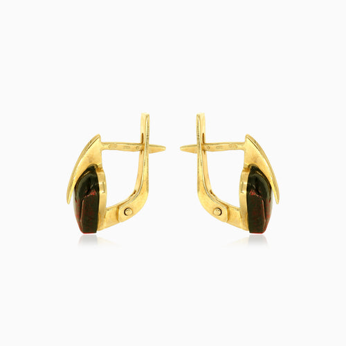 14kt-Gold-Ohrringe mit Granat und Blätterdesign