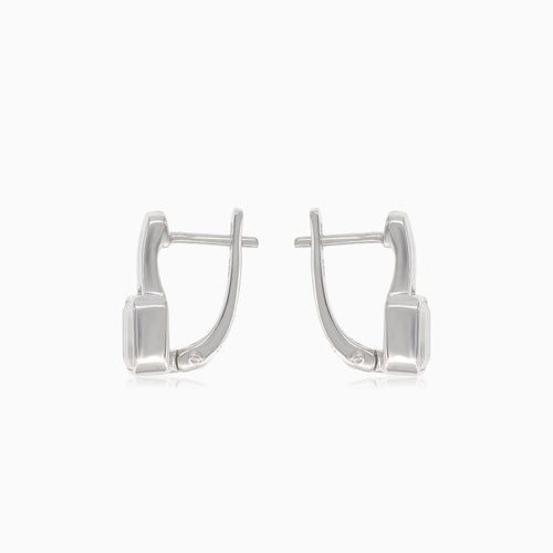 Silberne Ohrstecker mit Kristall