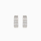 Silberne Kreise mit rechteckigen Zirkonia