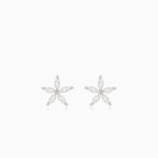 Pendientes de plata con pequeñas flores de circonita cúbica