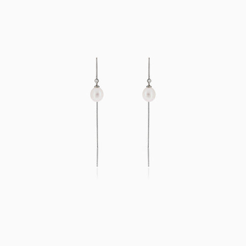 Boucles d’oreilles pendantes en argent avec perle