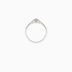 Bague de fiançailles scintillante avec diamant