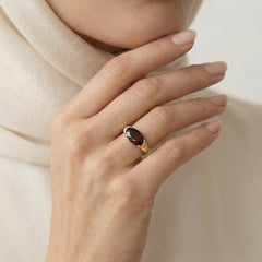 Elegant garnet gold ladies ring