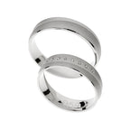 Alliances en or blanc mat