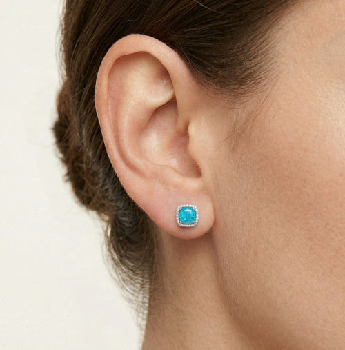 Pendientes de ópalo azul real