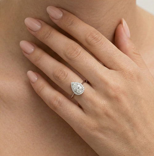 Prsten bílé zlato s kapkovým zirkonem