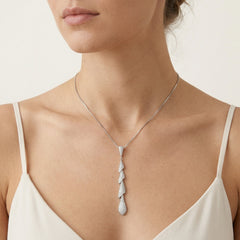 Colgante largo de plata