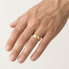 Alliance élégante en or demi-mat