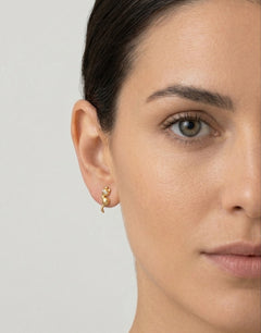 Boucles d’oreilles puces en or avec zircon cubique mignon miaou