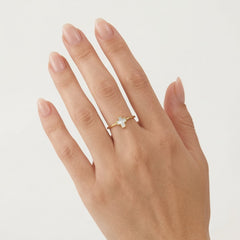 Cross mother of pearl yellow gold