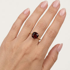 Granat Kissen-Schliff Detail-Ring