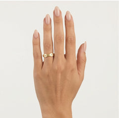 Bague de mariage unique en or mat au design rond