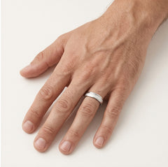 Prsten z bílého zlata s matným a vysoce leštěným povrchem