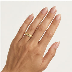 Bague de mariage en or jaune avec ligne plate autour