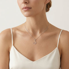 Schmetterlingsanhänger aus Weißgold