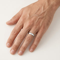 Weißgold-Trauring mit Blatt-Design