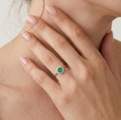 Prsten s kulatým nefritem