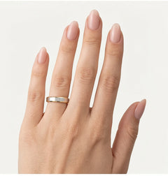 Ehering aus Weiß- und Gelbgold