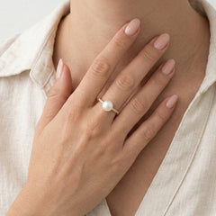 Akzent-Goldring mit Perle