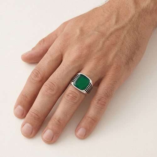 Pánský prsten ze stříbra s jadem, polštářový brus