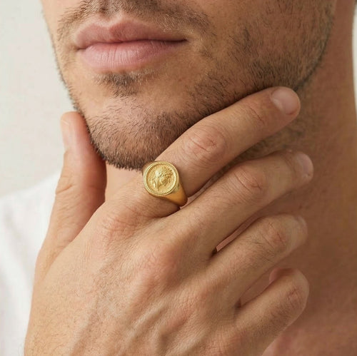 Bague en or avec pièce