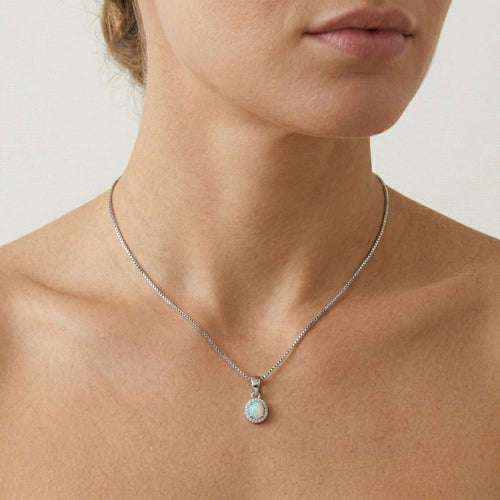 Colgante real de ópalo blanco