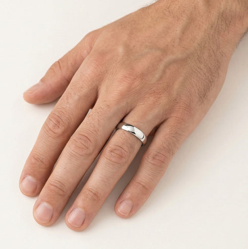 Elegantní tenké snubní prsteny z bílého zlata