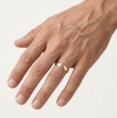 Klasický snubní prsten z růžového zlata