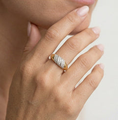 Dvoubarevný zlatý prsten s kubickými zirkony