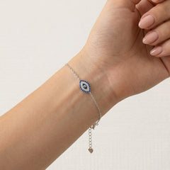 Stříbrný safírový náramek se zlověstným okem