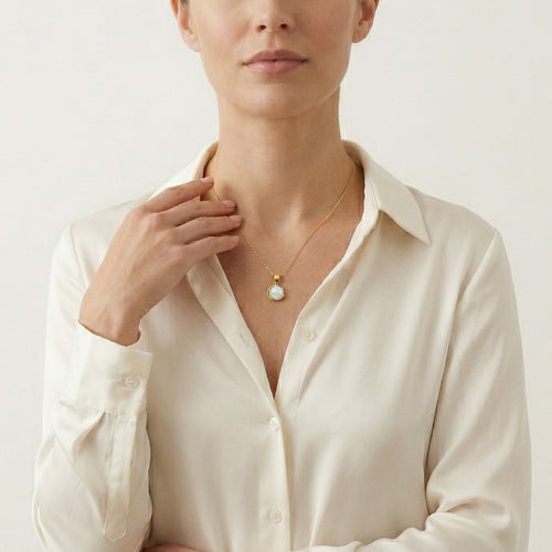 Einzigartiger weißer Opal-Anhänger