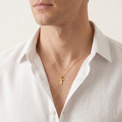 Pendente de oro con la letra T