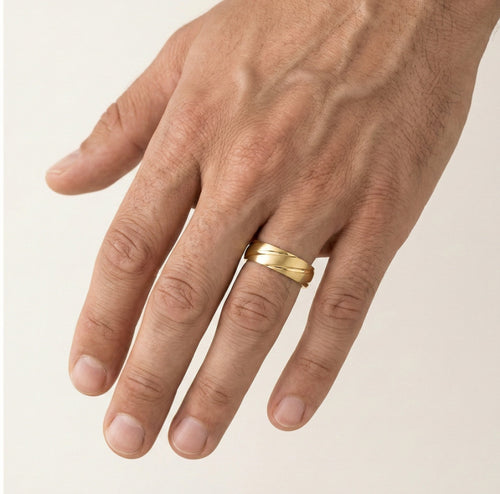 Stilvolle Eheringe aus Gelbgold